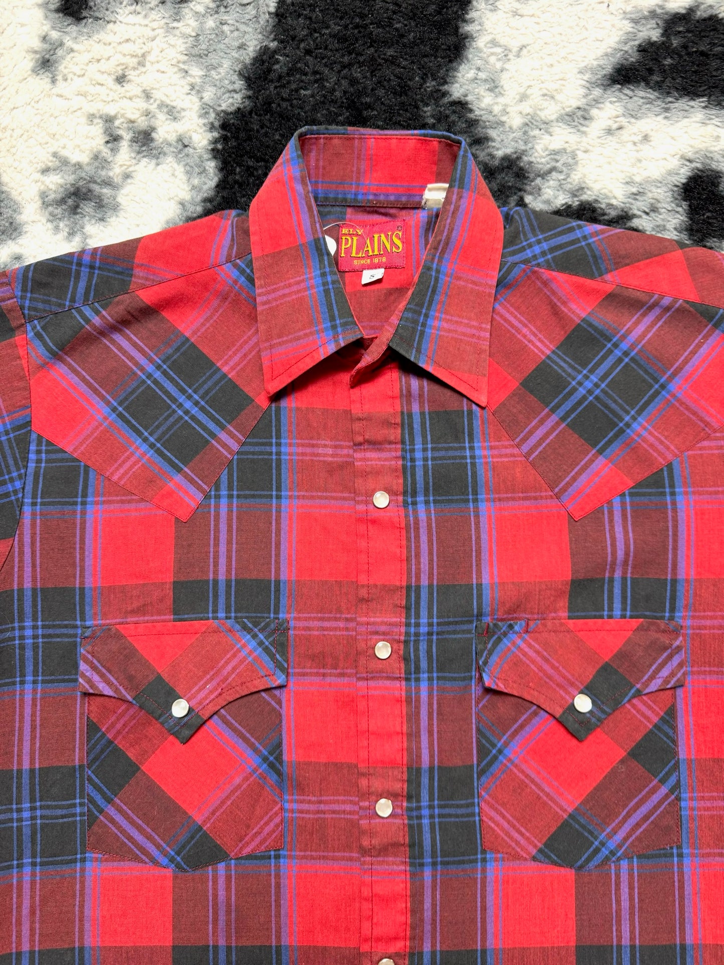 Ely Plains Red Plaid Shortsleeved Pearl Snap (S)